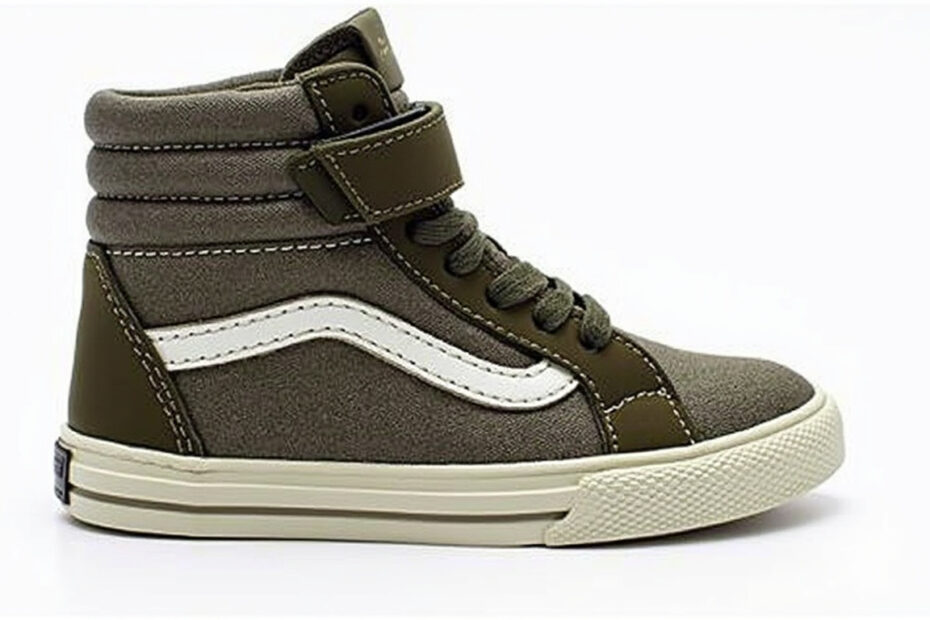 Top 10 Boys' Hey Dude Shoes in Size 5 for Comfort and Style