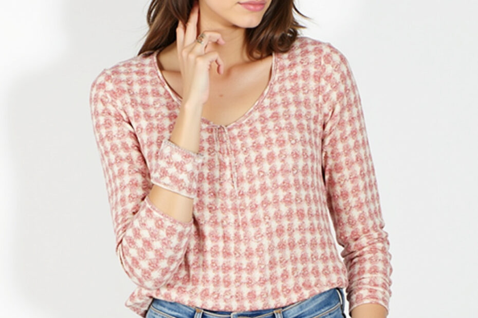 Top 10 Stylish Women's Clothes Under $10 You Can't Miss
